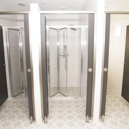 ホステル O Meson Santa María