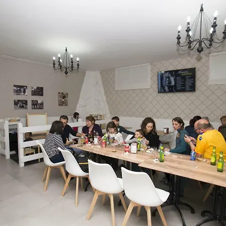 O Meson Hostel *